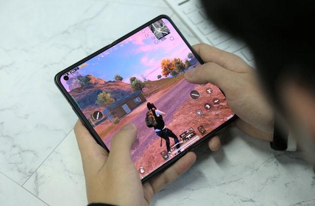 和平精英辅助【CK直装V1.0】启动器直装 预判自瞄 子弹追踪 子弹飞天 全新功能 人物透视